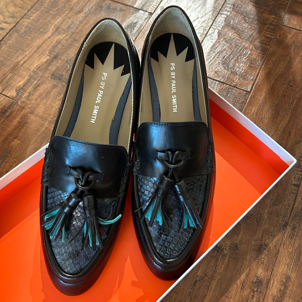Paul smith loafer 6 size new in the box!